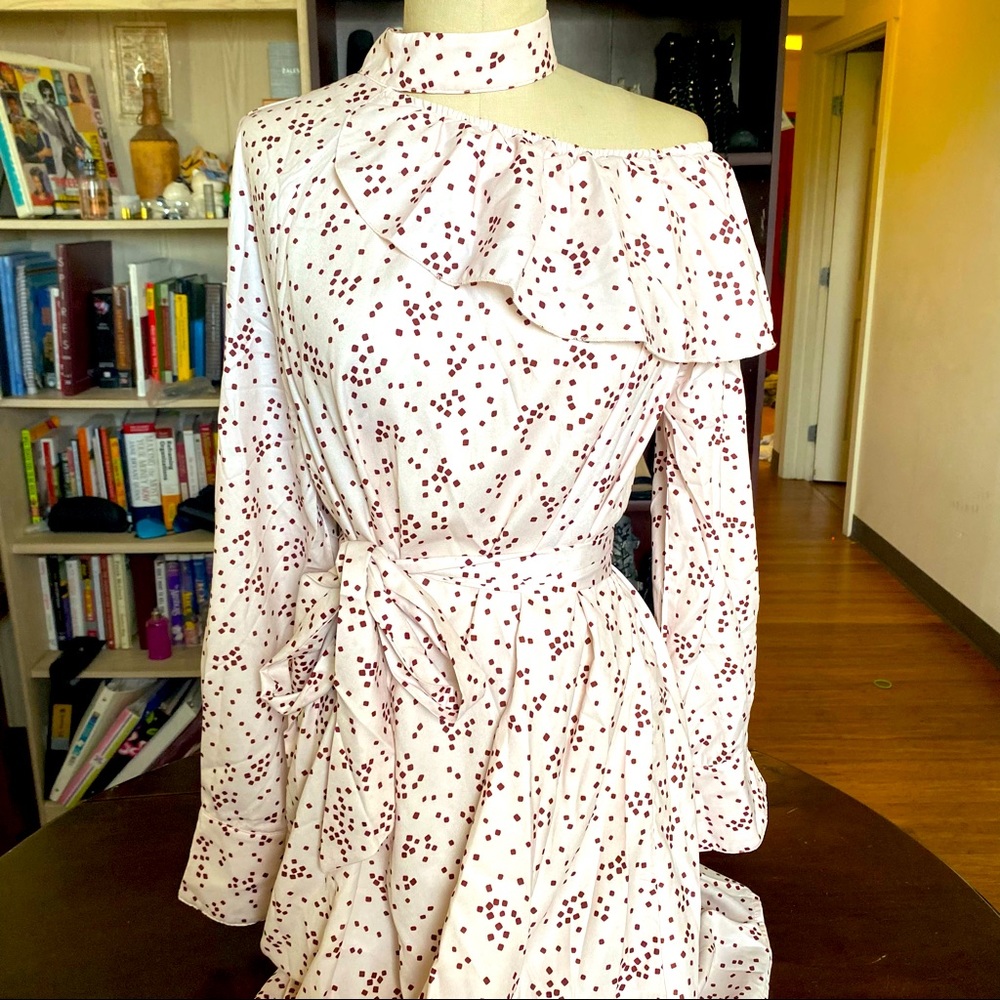 Womens Large Flounce Shoulder Dot Print Belted Dress New